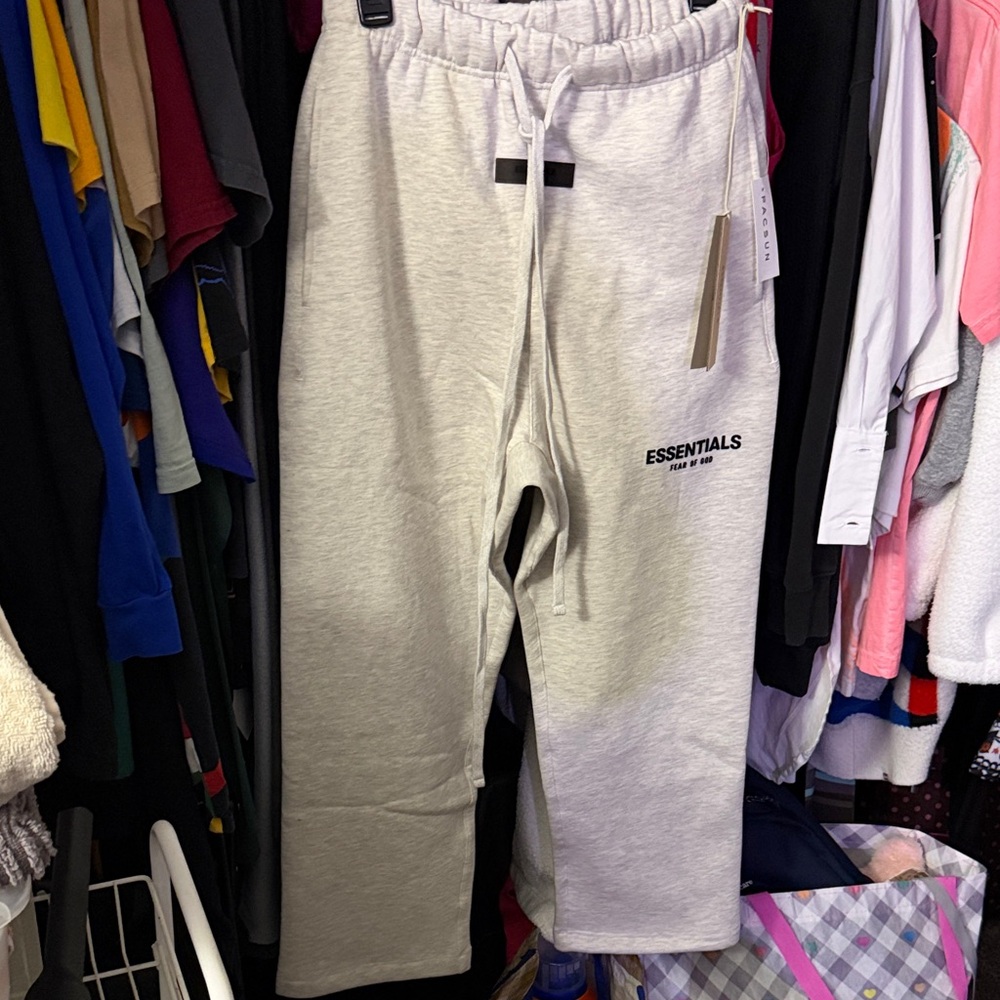 Essentials Light Gray Sweatpants NWT - image 7